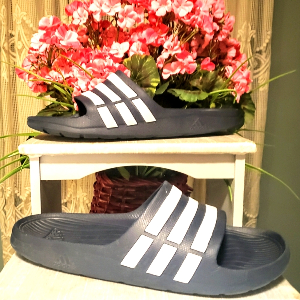 NEW Mens Adidas Duramo Slide Sandal Size 12 Navy/White